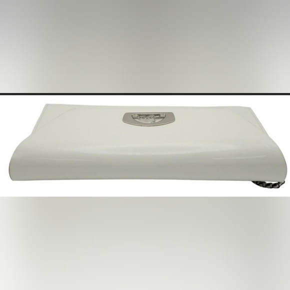 Christian LOUBOUTIN White Patent Leather Vero Dodat Clutch Shoulder Handbag - Picture 5 of 13